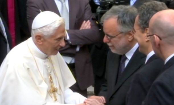E’ bello essere anziani ! Il Papa in visita alla casa “Viva gli Anziani” della Comunità di Sant’Egidio