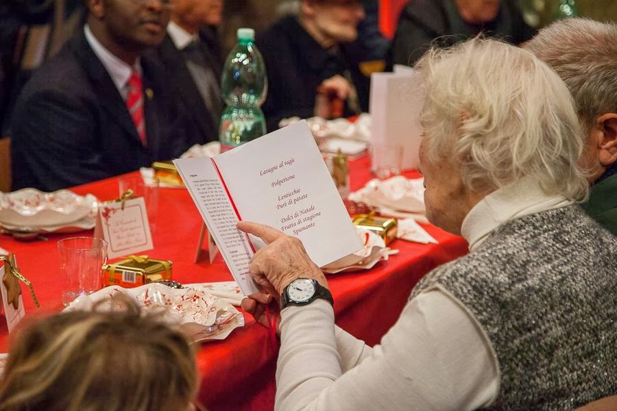 Buon Natale dalla Comunità di Sant’Egidio a tutti gli anziani e agli amici degli anziani