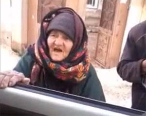 I credenti sono fratelli: il grido di una coraggiosa anziana siriana ai miliziani