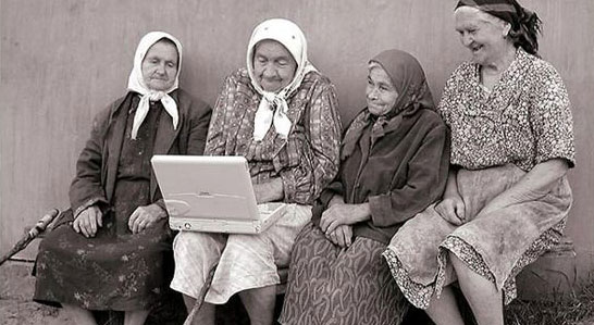 Digital divide: come Internet incide sulla marginalità sociale degli anziani